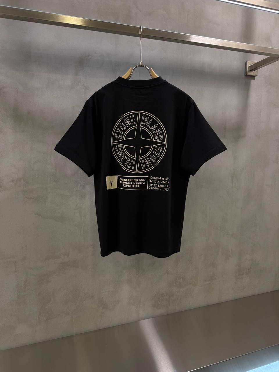 Camiseta Stone Island Negra