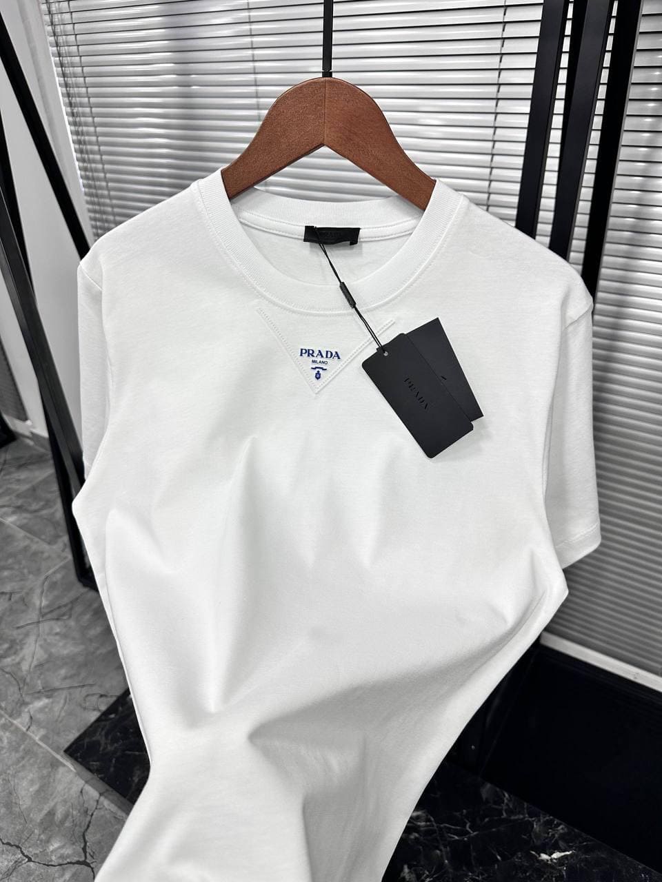 Camiseta Blanca Prada