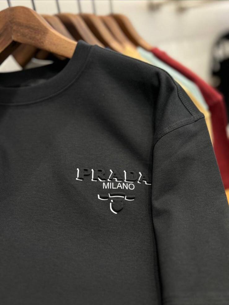 Camiseta Negra Prada