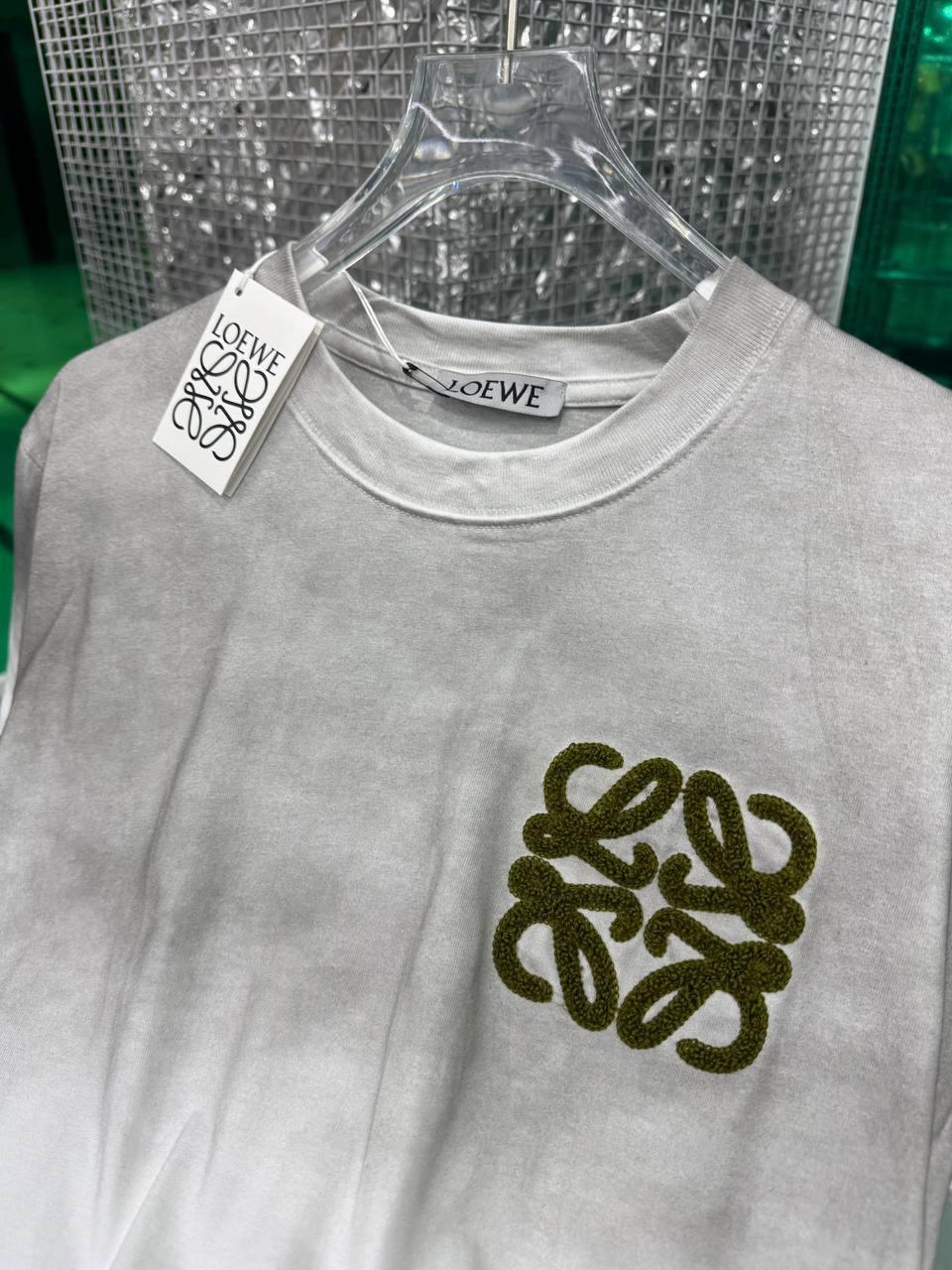 Camiseta Gris Loewe